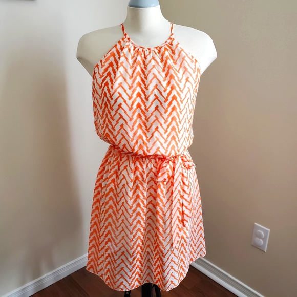 Guess Dresses & Skirts - Guess Zig Zag Halter Neck Dress With Belt Size 4